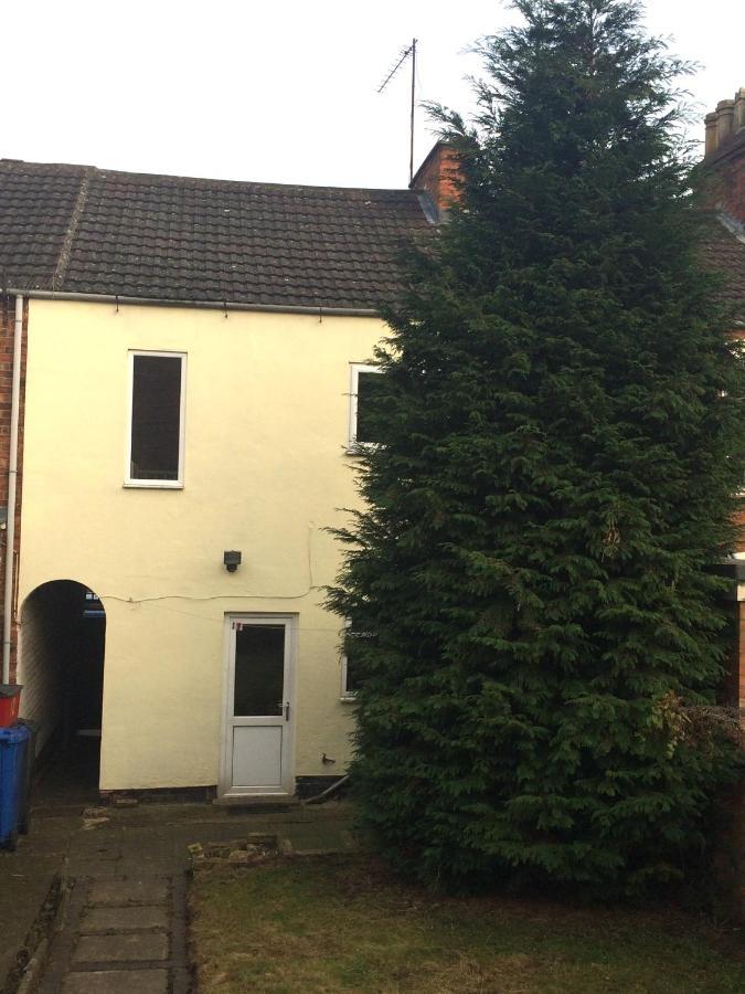 4 Bedroom House For Corporate Stays In Kettering Extérieur photo