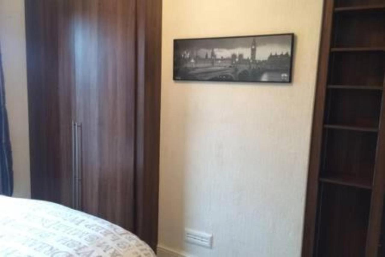 4 Bedroom House For Corporate Stays In Kettering Extérieur photo